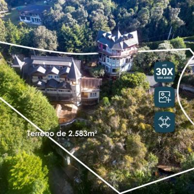 Terreno de 2.583m²