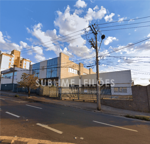 Foto de Terreno de 2.801m² | Constr. de  2.127m²