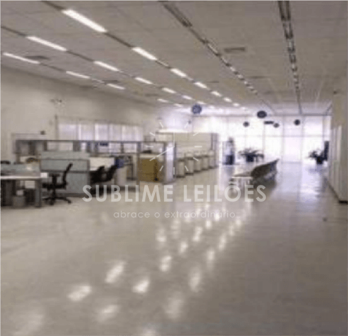 Foto de Terreno de 2.801m² | Constr. de  2.127m²