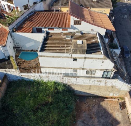 Foto de Terreno de 288m² | Constr. de 332m²