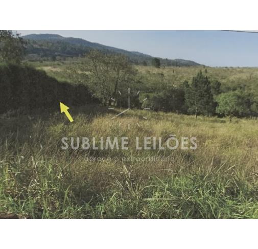 Foto de Área de 1.560m² | Frente de 29m