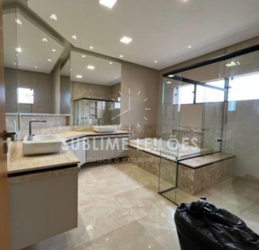 Foto de Terreno de 672m² | Constr. de 484m²