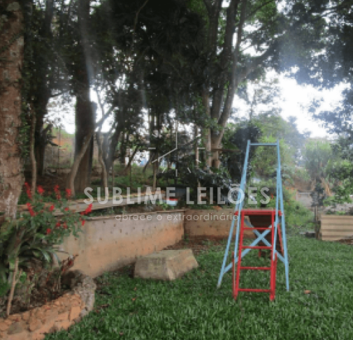 Foto de Terreno de 2.361m² | Constr. de 238m²