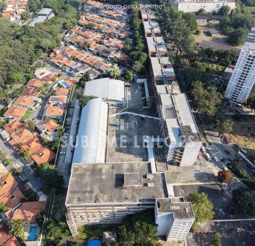 Foto de Terreno de 40.453m² | Constr. de 40.187m²