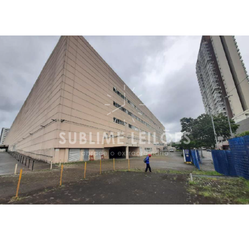 Foto de Terreno de 27.979m² | Constr. de 46.845m²