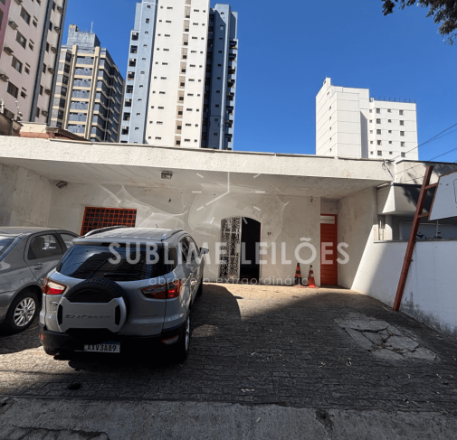 Foto de Terreno de 350m² | Constr. de 213m²