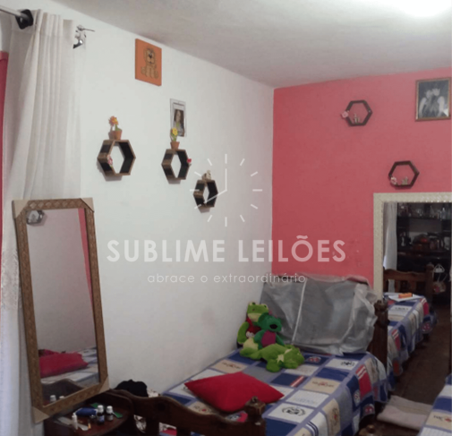 Foto de 5 residências | Constr. de 256m²