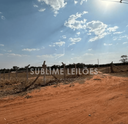 Foto de Terreno de 3,1339 hectares | Benfeitorias