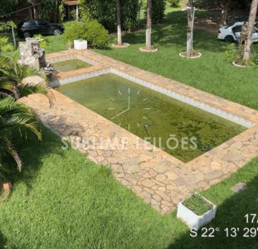 Foto de Terreno de 4,4535ha | Constr. de 925m²