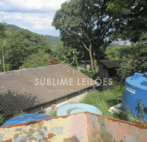 Foto de Terreno de 2.361m² | Constr. de 238m²