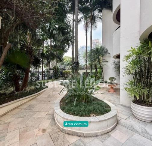 Foto de 3 vagas | 200m² útil