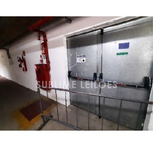 Foto de Terreno de 27.979m² | Constr. de 46.845m²