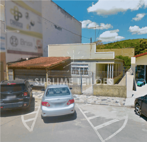 Foto de Terreno de 351m² | Constr. de 112m²