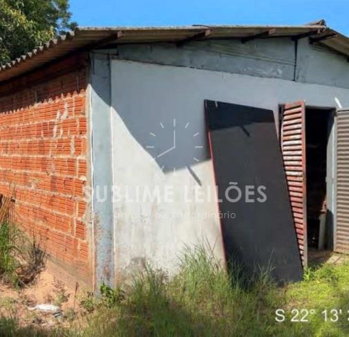 Foto de Terreno de 4,4535ha | Constr. de 925m²