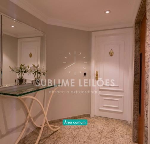 Foto de 3 vagas | 200m² útil