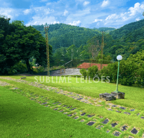 Foto de Terreno de 30.200m² | Benfeitorias
