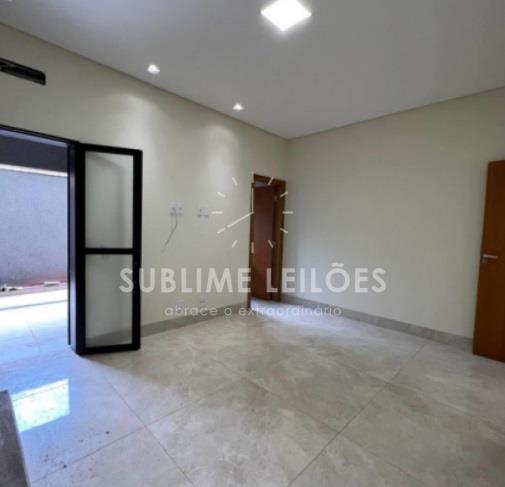 Foto de Terreno de 672m² | Constr. de 484m²