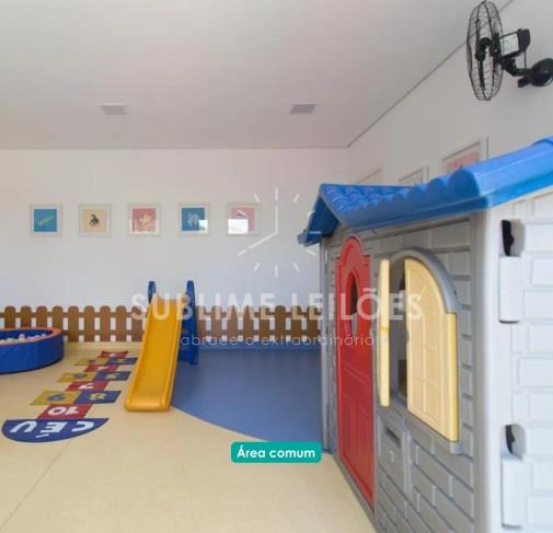 Foto de 4 vagas | 294m² útil