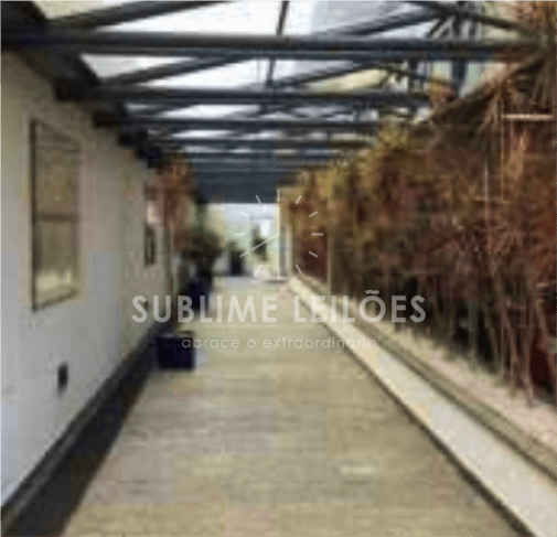 Foto de Terreno de 2.830 m² | Constr. de 4.042m²