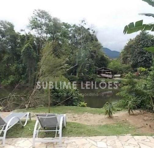 Foto de Terreno de 3.392m² | Constr. de 518m²