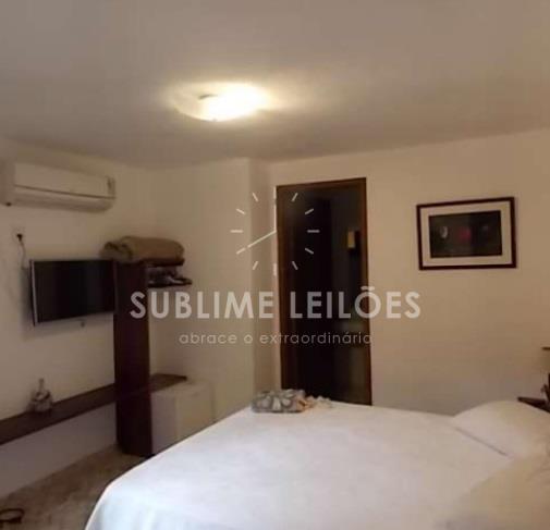 Foto de Terreno de 3.392m² | Constr. de 518m²