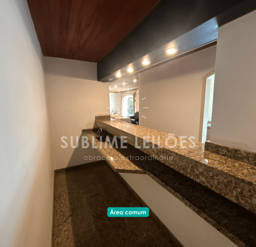 Foto de 256m² útil | 4 vagas | 603m² total