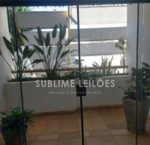 Foto de Terreno de 288m² | Constr. de 332m²