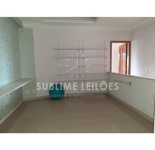 Foto de 5 Vagas | Piscinas | 267m² útil