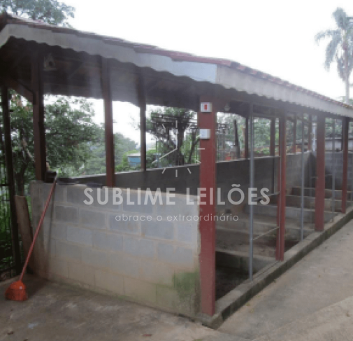 Foto de Terreno de 2.361m² | Constr. de 238m²
