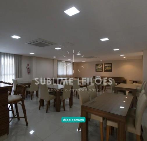 Foto de 4 vagas | 294m² útil