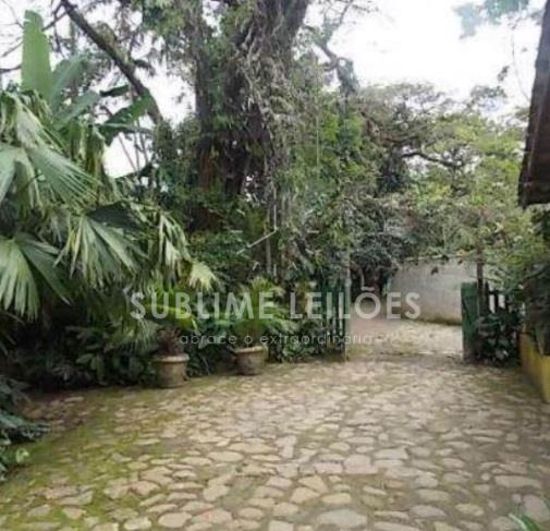 Foto de Terreno de 3.392m² | Constr. de 518m²