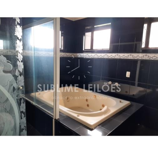 Foto de 5 Vagas | Piscinas | 267m² útil