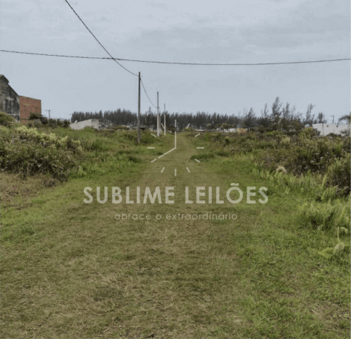 Foto de Terreno de 300m² | Sem benfeitorias