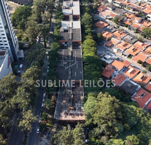 Foto de Terreno de 40.453m² | Constr. de 40.187m²
