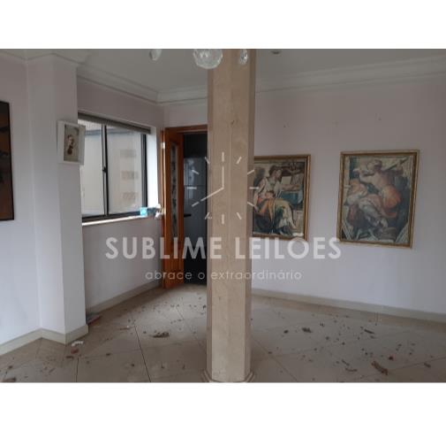 Foto de 5 Vagas | Piscinas | 267m² útil