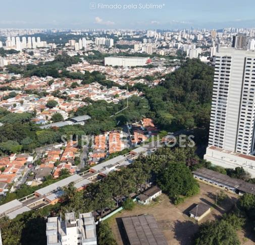 Foto de Terreno de 40.453m² | Constr. de 40.187m²