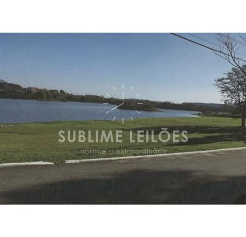 Foto de Área de 1.560m² | Frente de 29m