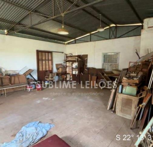 Foto de Terreno de 4,4535ha | Constr. de 925m²