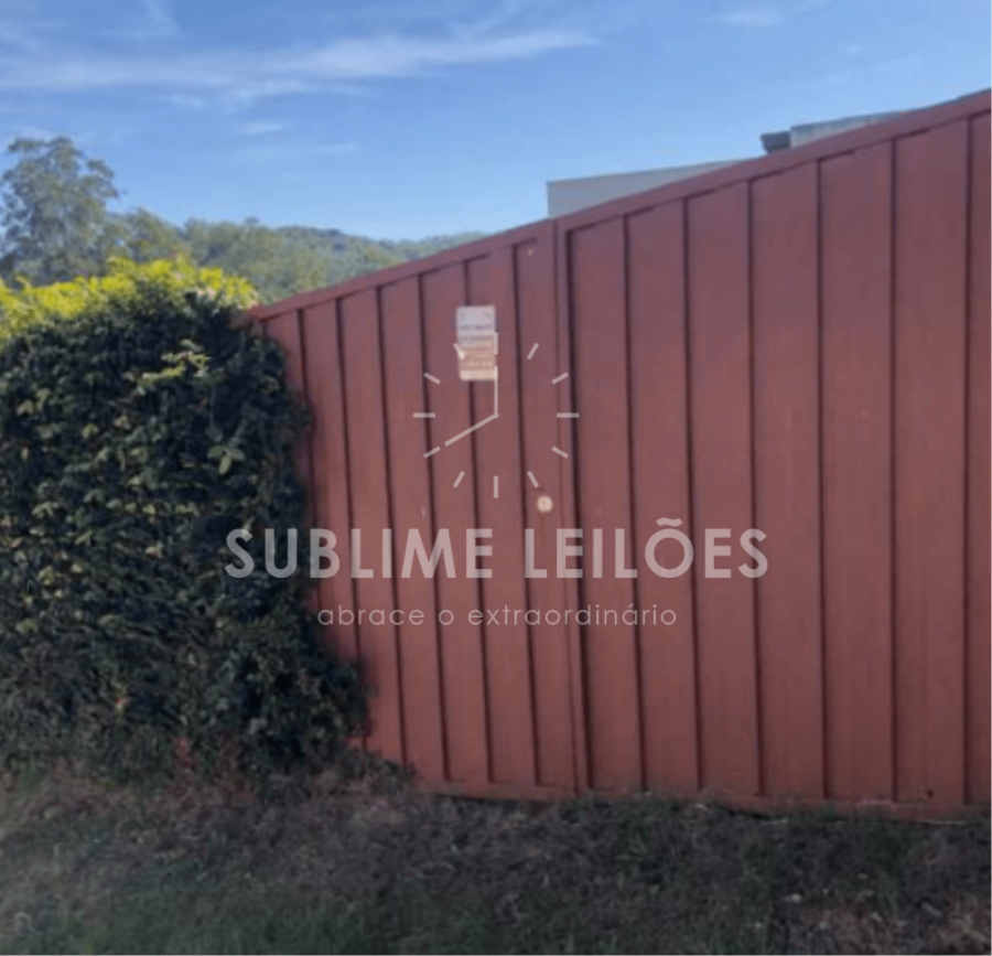 Terreno de 282m² | Benfeitorias Terreno em Itatiba - Cond. fechado, localizado em Itatiba - SP