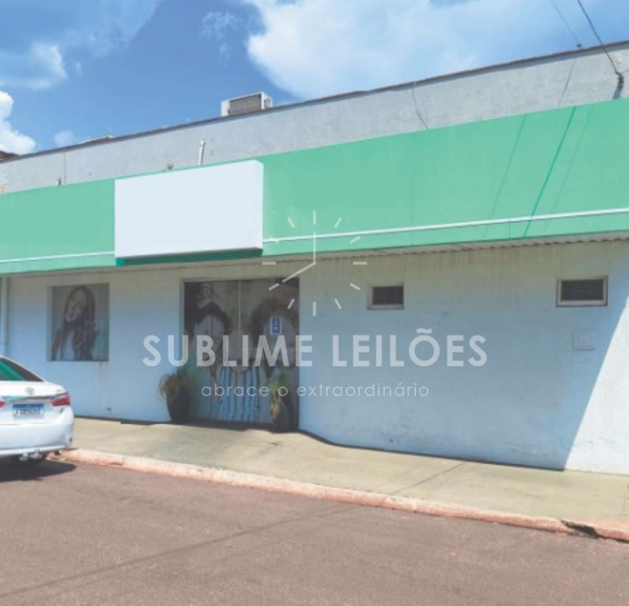 Terreno de 660m² | Constr. de 660m² Prédio comercial em Brasilândia - MS, localizado em Brasilândia - MS, bairro Centro