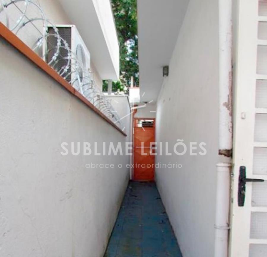 Terreno de 350m² | Constr. de 213m² Casa em Campinas, localizado em Campinas - SP