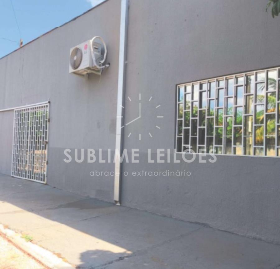 Terreno de 660m² | Constr. de 660m² Prédio comercial em Brasilândia - MS, localizado em Brasilândia - MS, bairro Centro