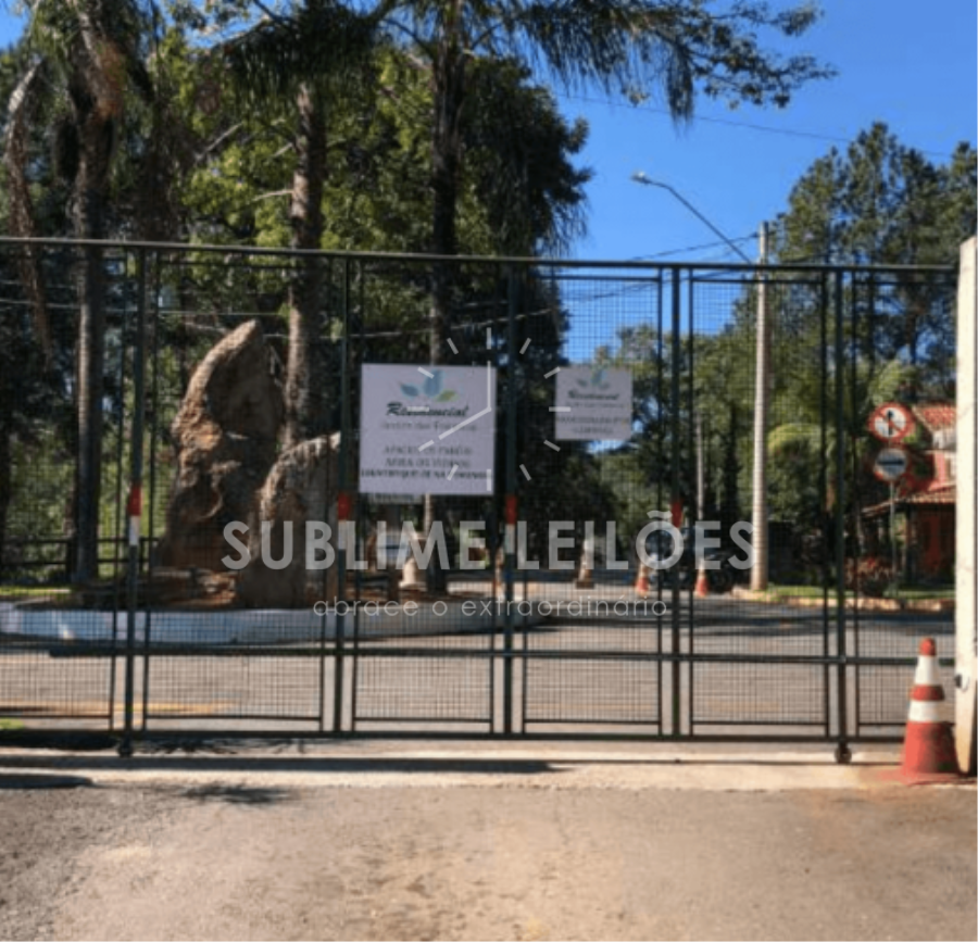 Terreno de 282m² | Benfeitorias Terreno em Itatiba - Cond. fechado, localizado em Itatiba - SP