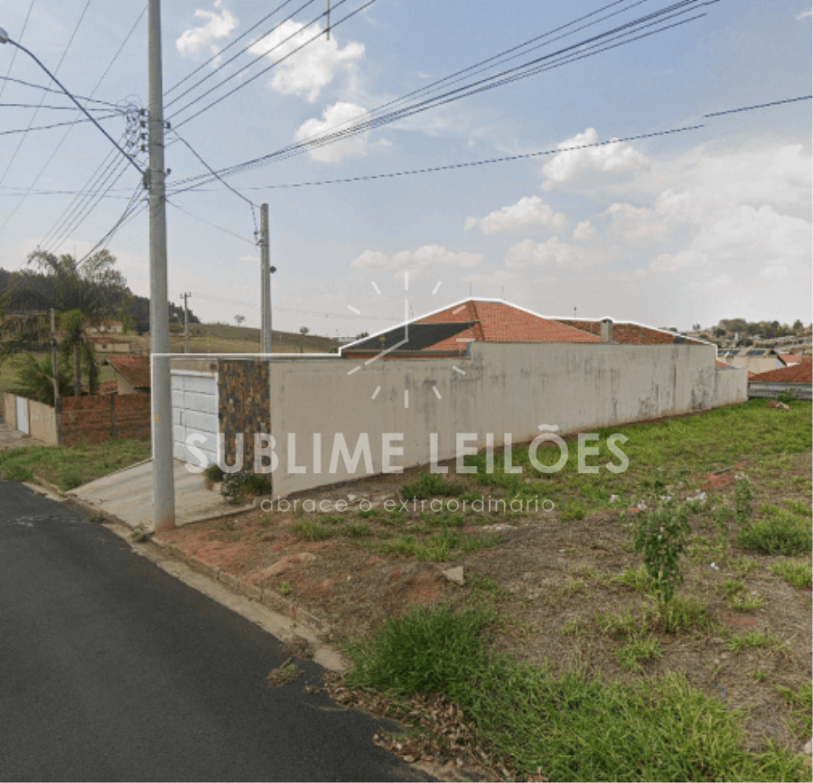 Casa | Terreno de 360m² | Constr. de 153m² Imóveis em Pirajuí, localizado em Pirajuí - SP