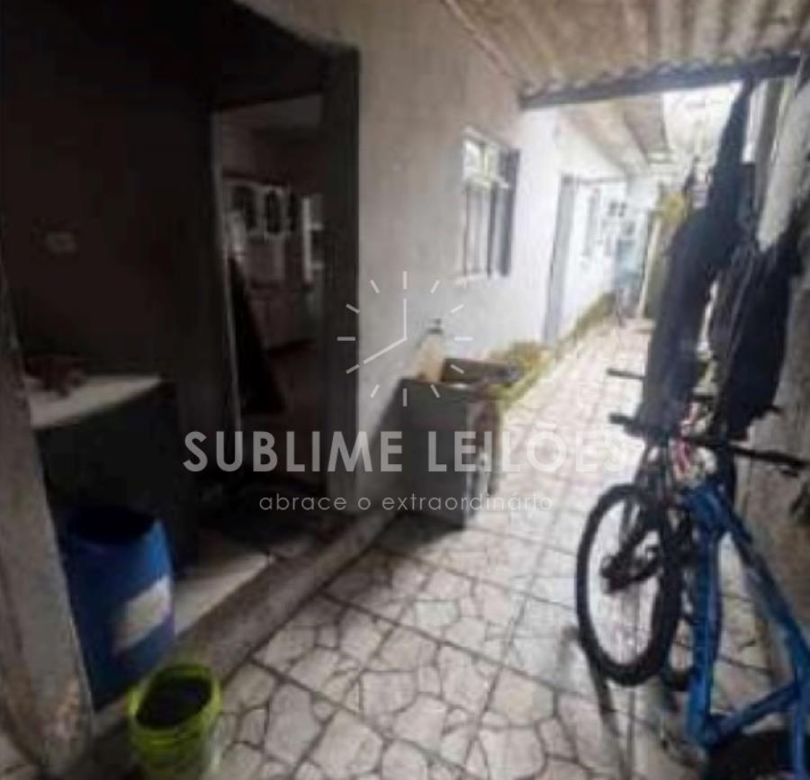Terreno de 374m² | Benfeitorias 4 Casas em Cubatão, localizado em Cubatão - SP, bairro Parque Fernando Jorge