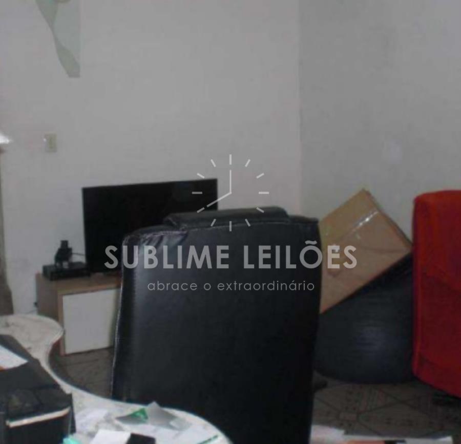 Terreno de 135m² | Constr. de 130m² Sobrado em Santo André, localizado em Santo André - SP, bairro Parque Novo Oratório