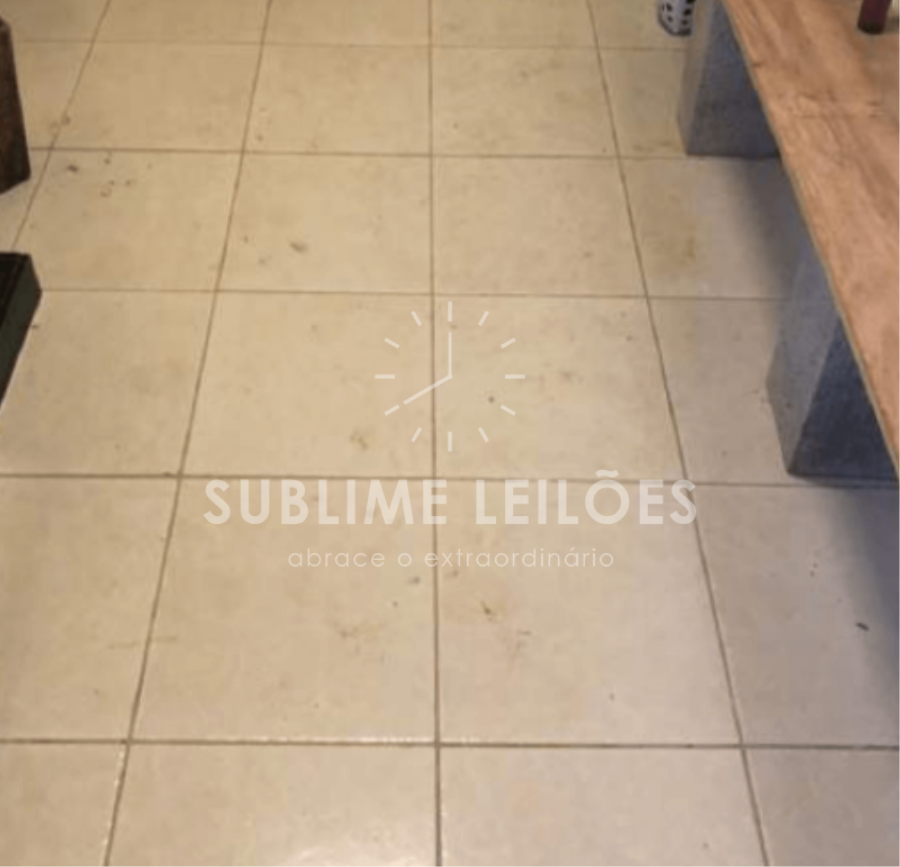 Terreno de 282m² | Benfeitorias Terreno em Itatiba - Cond. fechado, localizado em Itatiba - SP